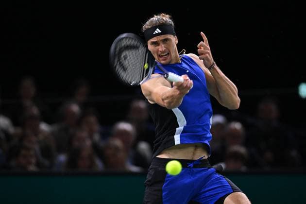 Final Of The Rolex Paris Masters Alexander Zverev (GER) wins his first Rolex Paris Masters defeating Ugo Humbert (FRA) at the 2024 Rolex Paris Masters at the Accor Arena in Paris, France, on November 3, 2024. Photo by Corinne Dubreuil ABACAPRESS.COM Paris France  Copyright: xDubreuilxCorinne ABACAx