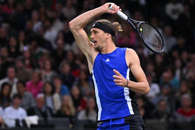 Final Of The Rolex Paris Masters Alexander Zverev (GER) wins his first Rolex Paris Masters defeating Ugo Humbert (FRA) at the 2024 Rolex Paris Masters at the Accor Arena in Paris, France, on November 3, 2024. Photo by Corinne Dubreuil ABACAPRESS.COM Paris France  Copyright: xDubreuilxCorinne ABACAx
