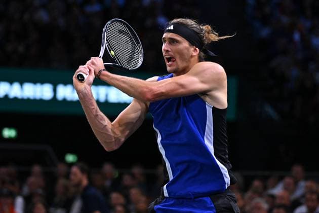 Final Of The Rolex Paris Masters Alexander Zverev (GER) wins his first Rolex Paris Masters defeating Ugo Humbert (FRA) at the 2024 Rolex Paris Masters at the Accor Arena in Paris, France, on November 3, 2024. Photo by Corinne Dubreuil ABACAPRESS.COM Paris France  Copyright: xDubreuilxCorinne ABACAx