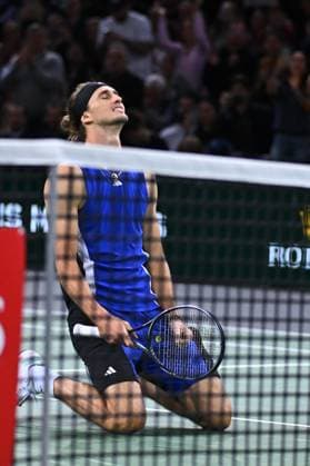 Final Of The Rolex Paris Masters Alexander Zverev (GER) wins his first Rolex Paris Masters defeating Ugo Humbert (FRA) at the 2024 Rolex Paris Masters at the Accor Arena in Paris, France, on November 3, 2024. Photo by Corinne Dubreuil ABACAPRESS.COM Paris France  Copyright: xDubreuilxCorinne ABACAx
