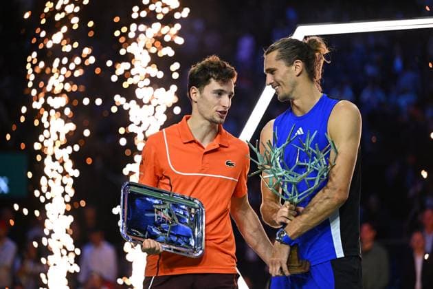 Final Of The Rolex Paris Masters Alexander Zverev (GER) poses with his trophy next to Ugo Humbert (FRA) at the 2024 Rolex Paris Masters at the Accor Arena in Paris, France, on November 3, 2024. Photo by Corinne Dubreuil ABACAPRESS.COM Paris France  Copyright: xDubreuilxCorinne ABACAx