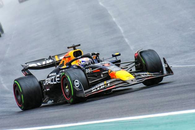 Gp sao paulo de formula 1 no brasil Sao paulo (sp), 11 03 2024 race sao paulo gp f1 red bull racing driver max verstappen 1 is the big winner of the sao paulo grand prix of formula 1, which takes place at the jose carlos pace racetrack in interlagos, this sunday, november 3, 2024, with esteban ocon in second and pierre gasly in third. (Foto: Julio D Paula Thenews2 imago images) SPO  Copyright: xJulioxD Paulax