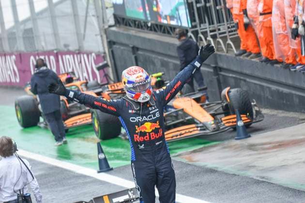 Gp sao paulo de formula 1 no brasil Sao paulo (sp), 11 03 2024 race sao paulo gp f1 red bull racing driver max verstappen 1 is the big winner of the sao paulo grand prix of formula 1, which takes place at the jose carlos pace racetrack in interlagos, this sunday, november 3, 2024, with esteban ocon in second and pierre gasly in third. (Foto: Julio D Paula Thenews2 imago images) SPO  Copyright: xJulioxD Paulax