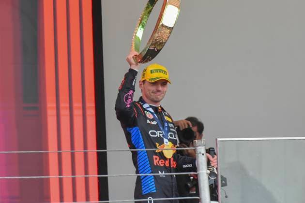 Gp sao paulo de formula 1 no brasil Sao paulo (sp), 11 03 2024 race sao paulo gp f1 red bull racing driver max verstappen 1 is the big winner of the sao paulo grand prix of formula 1, which takes place at the jose carlos pace racetrack in interlagos, this sunday, november 3, 2024, with esteban ocon in second and pierre gasly in third. (Foto: Julio D Paula Thenews2 imago images) SPO  Copyright: xJulioxD Paulax