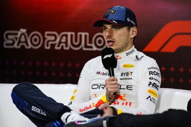 VERSTAPPEN Max (ned), Red Bull Racing RB20, portrait press conference, PK, Pressekonferenz during the Formula 1 Grande Premio de Sao Paulo 2024, 21th round of the 2024 Formula One World Championship, WM, Weltmeisterschaft from November 1 to 3, 2024 on the Interlagos Circuit, in Sao Paulo, Brazil - F1 - SAO PAULO GRAND PRIX 2024 DPPI Panoramic 241103_R21_BRASILE_DP_XB5_5595