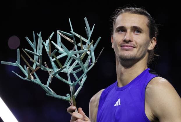 (241104) -- PARIS, Nov. 4, 2024 -- Alexander Zverev poses with the trophy after the men s singles final match between Alexander Zverev of Germany and Ugo Humbert of France at Paris ATP, Tennis Herren Masters 1000 tennis tournament in Paris, France, Nov. 3, 2024. Alexander Zverev claimed the title. ) (SP)FRANCE-PARIS-TENNIS-ATP MASTERS 1000-FINAL GaoxJing 