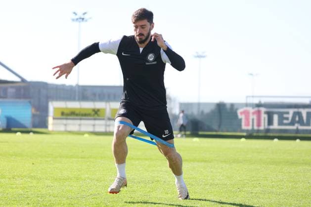 SOCCER - UEFA CL, Dortmund vs Sturm GRAZ,AUSTRIA,04.NOV.24 - SOCCER - UEFA Champions League, Borussia Dortmund vs SK Sturm Graz, preview, training Sturm. Image shows Otar Kiteishvili (Sturm).  GEPAxpictures xChrisxBauer
