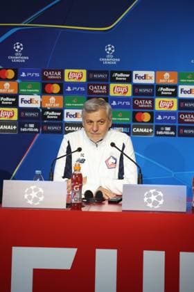 Camphin en pevele - FOOTBALL - LIGUE DES CHAMPIONS - LOSC - JUVENTUS PHOTOPQR VOIX DU NORD Pascal Bonniere ; 04 11 2024 ; Camphin en pevele , le 4 novembre 2024 , football , ligue des champions confÃ rence de presse du Losc avant le match Losc - Juventus de Turin au domaine de Luchin . photo Pascal Bonniere Bruno Genesio France  Copyright: xPHOTOPQR VOIXxDUxNORD MAXPPPxPascalxBonnierex 20241104VDN7595 20241104VDN7595