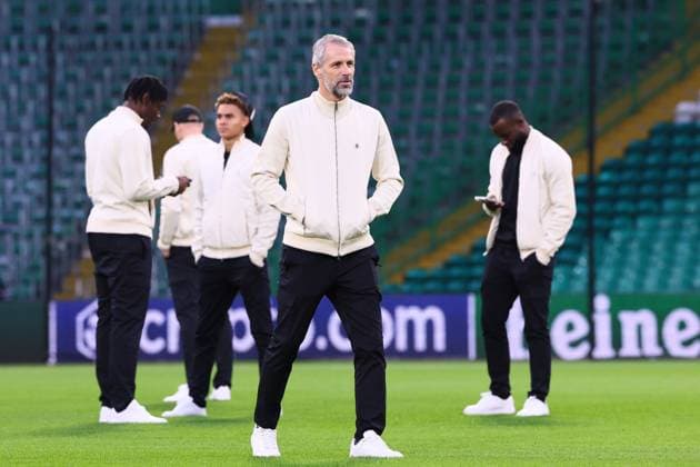 Celtic Glasgow RB Leipzig Matchday 1 Glasgow, 04 11 2024, Celtic Park, Football, UEFA Champions League, Matchday 4 , Celtic Glasgow vs RB Leipzig, Matchday 1 , In the picture Pitchwalk Coach Marco Rose RB Leipzig , Only editorial use Photo for editorial use only , UEFA regulations prohibit any use of photographs as image sequences and or quasi video ,