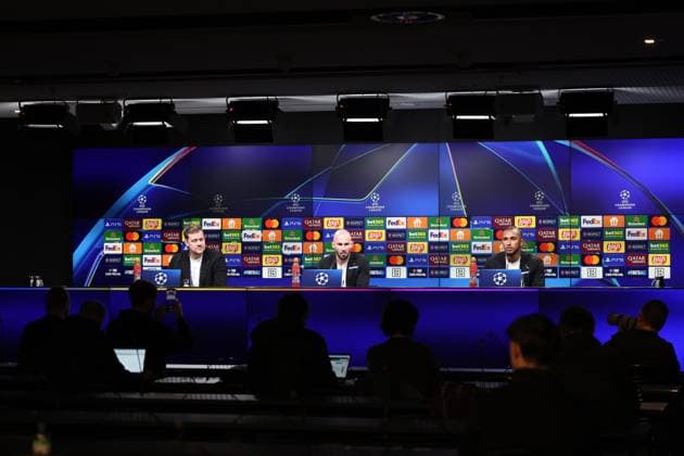 SOCCER - UEFA CL, Dortmund vs Sturm DORTMUND,GERMANY,04.NOV.24 - SOCCER - UEFA Champions League, Borussia Dortmund vs SK Sturm Graz, preview, press conference, PK, Pressekonferenz Sturm. Image shows press speaker Stefan Haller, head coach Christian Ilzer and Emanuel Aiwu (Sturm).  GEPAxpictures xChrisxBauer