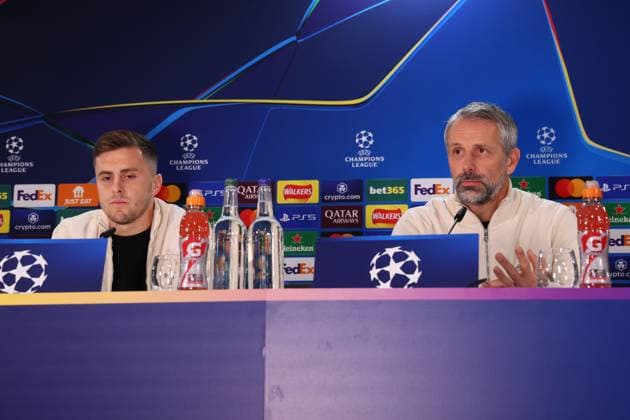 Celtic Glasgow RB Leipzig Matchday 1 Glasgow, 04 11 2024, Celtic Park, Football, UEFA Champions League, Matchday 4 , Celtic Glasgow vs RB Leipzig, Matchday 1 , In the picture from left Christoph Baumgartner 14, RB Leipzig and coach Marco Rose, RB Leipzig , Only editorial use Photo intended for editorial use only , UEFA regulations prohibit any use of photographs as image sequences and or quasi video ,