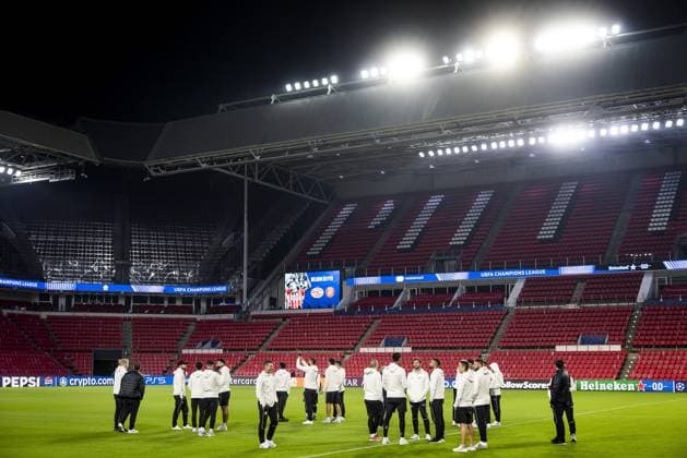 EINDHOVEN - The Girona FC selection during the walk around at the Philips Stadium prior to the Champions League match between PSV and Girona FC. ANP KOEN VAN WEEL xVIxANPxSportx xxANPxIVx 512692381 originalFilename: 512692381.jpg