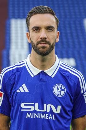 04 11 2024, Football, Season 2024 2025, 2 Bundesliga, portrait appointment FC Schalke 04, Kenan Karaman FC Schalke 04 Gelsenkirchen Veltins Arena NRW Germany xRHR FOTOx Copyright: RHR-FOTOx RHR-FOTO