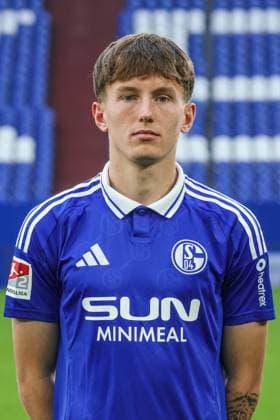 04 11 2024, Football, Season 2024 2025, 2 Bundesliga, portrait appointment FC Schalke 04, Max Grüger FC Schalke 04 Gelsenkirchen Veltins Arena NRW Germany xRHR FOTOx Copyright: RHR-FOTOx RHR-FOTO