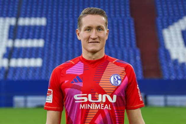 04 11 2024, Football, Season 2024 2025, 2 Bundesliga, portrait appointment FC Schalke 04, Ron Thorben Hoffmann FC Schalke 04 Gelsenkirchen Veltins Arena NRW Germany xRHR FOTOx Copyright: RHR-FOTOx RHR-FOTO