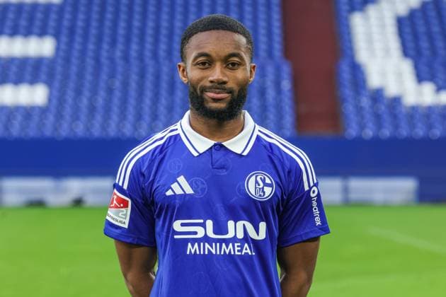 04 11 2024, Football, Season 2024 2025, 2 Bundesliga, Porträttermin FC Schalke 04, Moussa Sylla FC Schalke 04 Gelsenkirchen Veltins Arena NRW Germany xRHR FOTOx Copyright: RHR-FOTOx RHR-FOTO