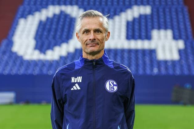 04 11 2024, Football, season 2024 2025, 2 Bundesliga, portrait appointment FC Schalke 04, head coach Kees van Wonderen FC Schalke 04 Gelsenkirchen Veltins Arena NRW Germany xRHR FOTOx Copyright: RHR-FOTOx RHR-FOTO