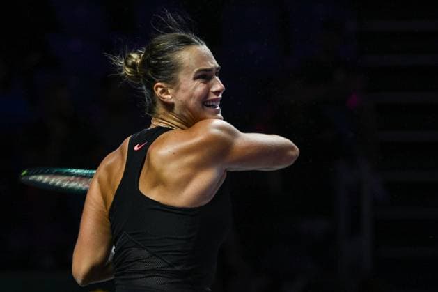 WTA, Tennis Damen Finals 2024 - Day 3 RIYADH, SAUDI ARABIA - NOVEMBER 04: Aryna Sabalenka of Belarus during her match against Jasmine Paolini of Italy on day 3 of the 2024 WTA Finals, part of the Hologic WTA Tour, held at King Saud University Indoor Arena on November 04, 2024, in Riyadh, Saudi Arabia. Riyadh Saudi Arabia  Copyright: xArturxWidakx originalFilename:widak-wtafinal241104_npDbb.jpg
