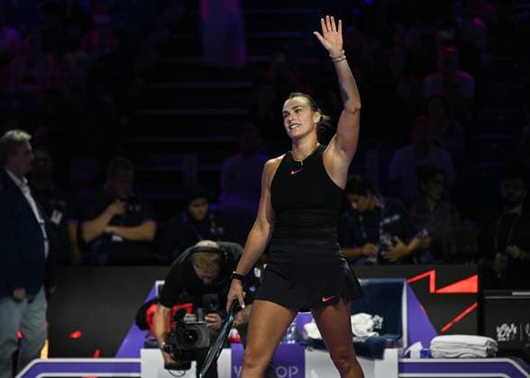 WTA, Tennis Damen Finals 2024 - Day 3 RIYADH, SAUDI ARABIA - NOVEMBER 04: Aryna Sabalenka of Belarus celebrates after her victory against Jasmine Paolini of Italy on day 3 of the 2024 WTA Finals, part of the Hologic WTA Tour, held at King Saud University Indoor Arena on November 04, 2024, in Riyadh, Saudi Arabia. Riyadh Saudi Arabia  Copyright: xArturxWidakx originalFilename:widak-wtafinal241104_npRVR.jpg