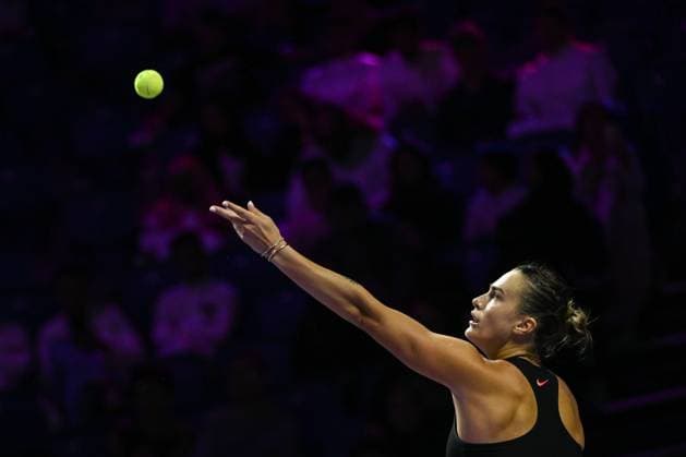 WTA, Tennis Damen Finals 2024 - Day 3 RIYADH, SAUDI ARABIA - NOVEMBER 04: Aryna Sabalenka of Belarus during her match against Jasmine Paolini of Italy on day 3 of the 2024 WTA Finals, part of the Hologic WTA Tour, held at King Saud University Indoor Arena on November 04, 2024, in Riyadh, Saudi Arabia. Riyadh Saudi Arabia  Copyright: xArturxWidakx originalFilename:widak-wtafinal241104_npkEz.jpg