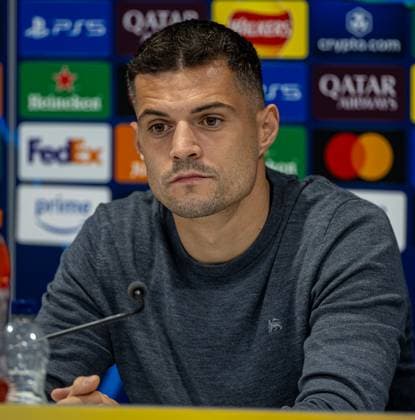 Football - UEFA Champions League - League Phase - Liverpool FC v Bayer 04 Leverkusen - MD-1 LIVERPOOL, ENGLAND - Monday, November 4, 2024: Bayer Leverkusen s Granit Xhaka during a press conference, PK, Pressekonferenz at Anfield ahead of the UEFA Champions League game between Liverpool FC and Bayer 04 Leverkusen. (Photo by David Rawcliffe Propaganda) LIVERPOOL Anfield MERSEYSIDE ENGLAND  Copyright: xDavidxRawcliffex P2024-11-04-Liverpool_Leverkusen_MD-1-53