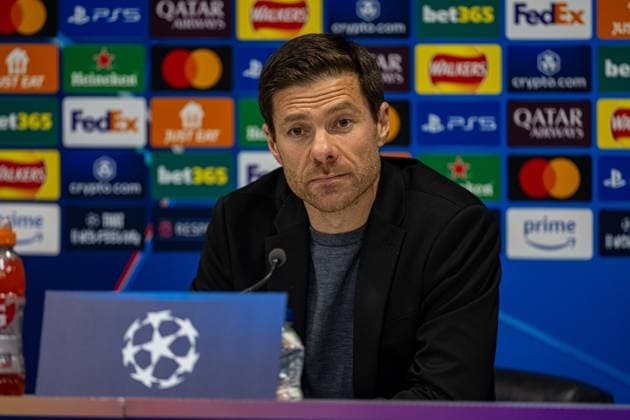 Football - UEFA Champions League - League Phase - Liverpool FC v Bayer 04 Leverkusen - MD-1 LIVERPOOL, ENGLAND - Monday, November 4, 2024: Bayer Leverkusen s head coach Xabi Alonso during a press conference, PK, Pressekonferenz at Anfield ahead of the UEFA Champions League game between Liverpool FC and Bayer 04 Leverkusen. (Photo by David Rawcliffe Propaganda) LIVERPOOL Anfield MERSEYSIDE ENGLAND  Copyright: xDavidxRawcliffex P2024-11-04-Liverpool_Leverkusen_MD-1-56