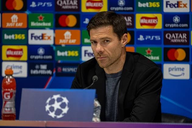 Football - UEFA Champions League - League Phase - Liverpool FC v Bayer 04 Leverkusen - MD-1 LIVERPOOL, ENGLAND - Monday, November 4, 2024: Bayer Leverkusen s head coach Xabi Alonso during a press conference, PK, Pressekonferenz at Anfield ahead of the UEFA Champions League game between Liverpool FC and Bayer 04 Leverkusen. (Photo by David Rawcliffe Propaganda) LIVERPOOL Anfield MERSEYSIDE ENGLAND  Copyright: xDavidxRawcliffex P2024-11-04-Liverpool_Leverkusen_MD-1-68