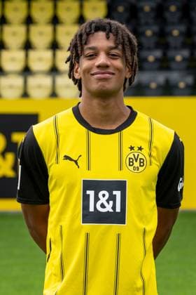 Borussia Dortmund; 1. BL, Porträttermin 2024 2025 Flippo Mane; Borussia Dortmund; 1. BL, Porträttermin 2024 2025 Foto: Borussia Dortmund Hendrik Deckers via Revierfoto Borussia Dortmund; 1. BL, Porträttermin 2024 2025