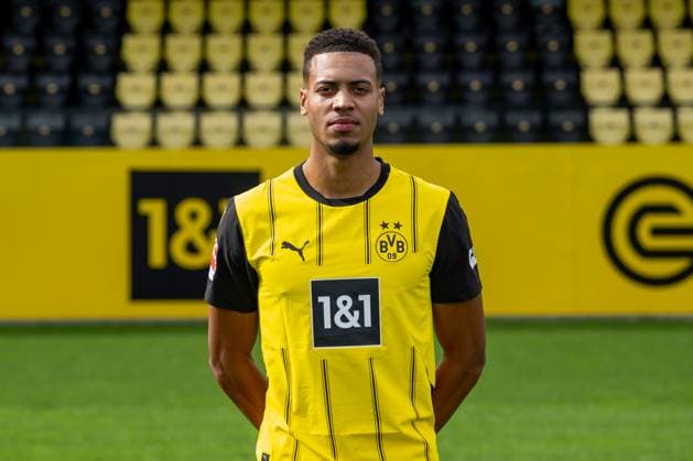 Borussia Dortmund; 1. BL, Porträttermin 2024 2025 Felix Nmecha; Borussia Dortmund; 1. BL, Porträttermin 2024 2025 Foto: Borussia Dortmund Hendrik Deckers via Revierfoto Borussia Dortmund; 1. BL, Porträttermin 2024 2025