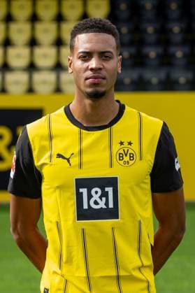Borussia Dortmund; 1. BL, Porträttermin 2024 2025 Felix Nmecha; Borussia Dortmund; 1. BL, Porträttermin 2024 2025 Foto: Borussia Dortmund Hendrik Deckers via Revierfoto Borussia Dortmund; 1. BL, Porträttermin 2024 2025