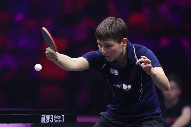 Sport Themen der Woche KW45 Sport Bilder des Tages MITTELHAM Nina (GER) spielt eine Rückhand während WTT Champions Frankfurt 2024 Tag2 in der Süwag Energie ARENA in Frankfurt am Main am 4. November 2024 , MITTELHAM Nina (GER) gegen HARIMOTO Miwa (JPN) Frankfurt am Main Hessen Deutschland Süwag Energie ARENA *** MITTELHAM Nina GER plays a backhand during WTT Champions Frankfurt 2024 Day2 at the Süwag Energie ARENA in Frankfurt am Main on November 4, 2024 , MITTELHAM Nina GER against HARIMOTO Miwa JPN Frankfurt am Main Hessen Germany Süwag Energie ARENA Copyright: JoaquimxFerreira