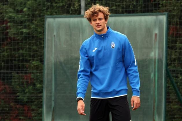 November 5, 2024, Zingonia, Italia: Atalanta s Giorgio Scalvini during a training session on the eve of the UEFA Europa Champions League soccer match between Stuttgart and Atalanta BC at Bortolotti Training Center in Zingonia, Italy, 5 November 2024. .ANSA MICHELE MARAVIGLIA Soccer: Champions League: Stuttgart-Atalanta  - ZUMAa110 20241105_zaf_a110_004 Copyright: xMichelexMaravigliax