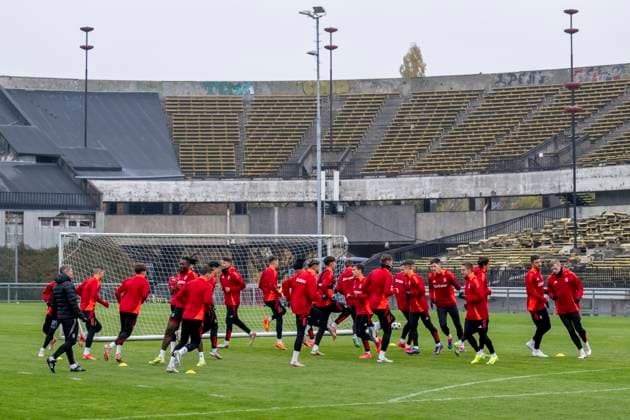 Sparta Prague players train before the Champions League 4th round match Sparta Prague vs Stade Brest, in Prague, Czech Republic, November 5, 2024. (CTKxPhoto OndrejxDeml) CTKPhotoP2024110504250  CTKPhotoP2024110504250