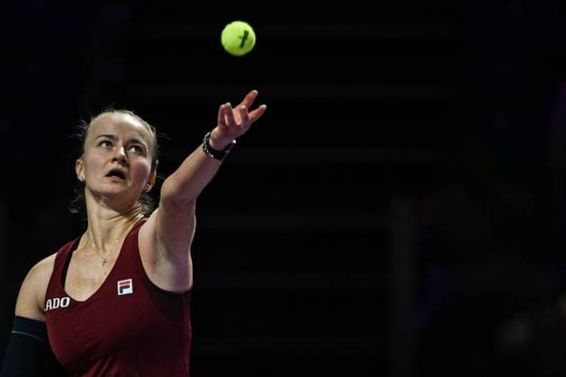 WTA, Tennis Damen Finals 2024 - Day 4 RIYADH, SAUDI ARABIA - NOVEMBER 05: Barbora Krejcikova of Czech Republic during her match against Jessica Pegula of USA, on day 4 of the 2024 WTA Finals, part of the Hologic WTA Tour, held at King Saud University Indoor Arena on November 05, 2024, in Riyadh, Saudi Arabia. Riyadh Saudi Arabia  Copyright: xArturxWidakx originalFilename:widak-wtafinal241105_npP5P.jpg