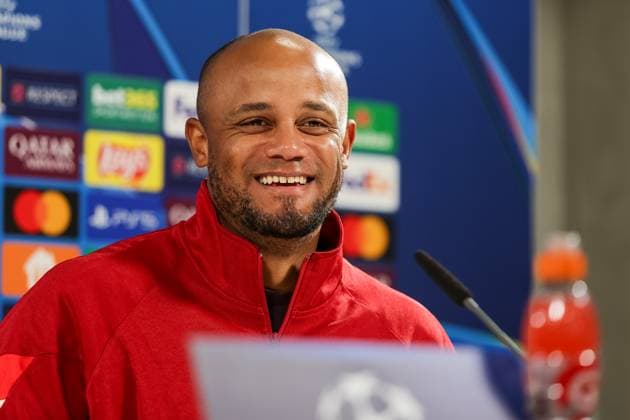 Vincent Kompany FC Bayern Muenchen, head coach at the press conference, laughing, laughing, Ger, International Press Conference, FC Bayern Muenchen, Football, UEFA Champions League, Matchday 4, 2024 2025 season, 05 11 2024, Ger, International Press Conference, FC Bayern Muenchen, Football, UEFA Champions League, Matchday 4, 2024 2025 season, 05 11 2024 Muenchen Copyright: xEibner-Pressefoto JennixMaulx EP_JML