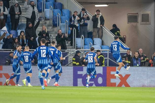 David Strelec a goal celebrate during UEFA Champions league match, SK Slovan Bratislava - GNK Dinamo Zagreb , 05. november 2024, Tehelne pole Stadium, Bratislava, Slovakia Copyright: xMICHALxFAJT,ZOSPORTU.SKx DSC_4113