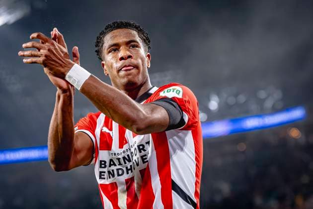 PSV Eindhoven defender Ryan Flamingo scores the 1 0 and celebrating the goal, during the match PSV Girona at the Philips stadium for the UEFA Champions League League phase Matchday 4 season 2024 2025 in EINDHOVEN, Netherlands on 5 november 2024, photo by Marcel van Dorst EYE4images DeFodi Images not used in POL SRB CRO FRA GBR NED ITA USA Defodi 746 198076 Defodi-746 not used in POL SRB CRO FRA GBR NED ITA USA