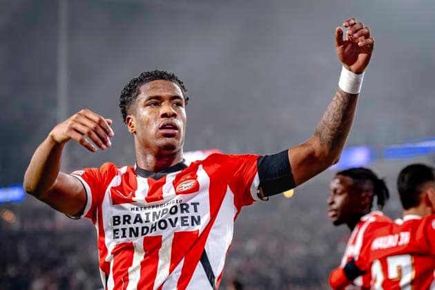PSV Eindhoven defender Ryan Flamingo scores the 1 0 and celebrating the goal, during the match PSV Girona at the Philips stadium for the UEFA Champions League League phase Matchday 4 season 2024 2025 in EINDHOVEN, Netherlands on 5 november 2024, photo by Marcel van Dorst EYE4images DeFodi Images not used in POL SRB CRO FRA GBR NED ITA USA Defodi 746 198081 Defodi-746 not used in POL SRB CRO FRA GBR NED ITA USA
