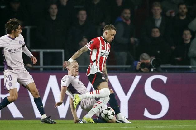 EINDHOVEN - (l-r) Bryan Gil of Girona FC, Donny van de Beek of Girona FC, Noa Lang of PSV Eindhoven during the UEFA Champions league match between PSV Eindhoven and Girona FC at Phillips stadium on Nov. 5, 2024 in Eindhoven, Netherlands. ANP Hollandse Hoogte BART STOUTJESDIJK UEFA Champions League 2024 25 League Phase MD4 2024 25 xVIxANPxSportx xBartxStoutjesdijkxIVx 512760482 originalFilename: 512760482.jpg