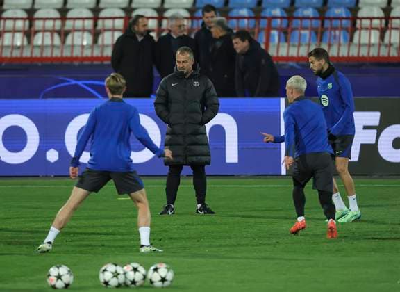 Crvena Zvezda vs Barcelona, UEFA Champions League head coach Hansi Flick (C) of FC Barcelona, Barca during the training session of FC Barcelona ahead the match against FK Crvena Zvezda in UEFA Champions League, 5. November 2024. (credit image & photo: Pedja Milosavljevic STARSPORT) Belgrade Serbia Copyright: xPedjaxMilosavljevic STARSPORTx x