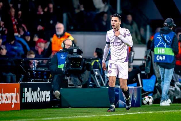 Girona FC defender Arnau Martinez gets a red card and leaves the pitch, during the match PSV Girona at the Philips stadium for the UEFA Champions League phase Matchday 4 season 2024 2025 in EINDHOVEN, Netherlands on 5 november 2024, photo by Marcel van Dorst EYE4images DeFodi Images not used in POL SRB CRO FRA GBR NED ITA USA Defodi 746 198124 Defodi-746 not used in POL SRB CRO FRA GBR NED ITA USA