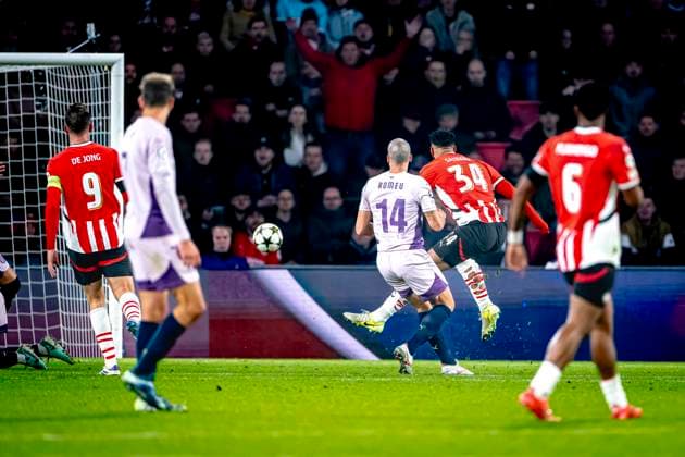 PSV Eindhoven midfielder Ismael saibari scores the 3 0 but the goal is rejected, during the match PSV Girona at the Philips stadium for the UEFA Champions League phase Matchday 4 season 2024 2025 in EINDHOVEN, Netherlands on 5 november 2024, photo by Marcel van Dorst EYE4images DeFodi Images not used in POL SRB CRO FRA GBR NED ITA USA Defodi 746 198142 Defodi-746 not used in POL SRB CRO FRA GBR NED ITA USA