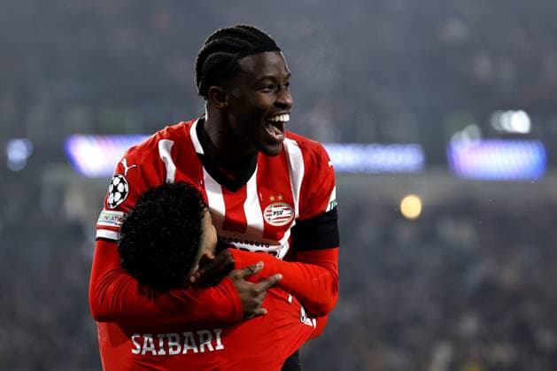 EINDHOVEN - (l-r) Ismael Saibari of PSV Eindhoven, Isaac Babadi of PSV Eindhoven celebrate the 4-0 during the UEFA Champions league match between PSV Eindhoven and Girona FC at Phillips stadium on Nov. 5, 2024 in Eindhoven, Netherlands. ANP MAURICE VAN STEEN UEFA Champions League 2024 25 League Phase MD4 2024 25 xVIxANPxSportx xxANPxIVx 512765130 originalFilename: 512765130.jpg