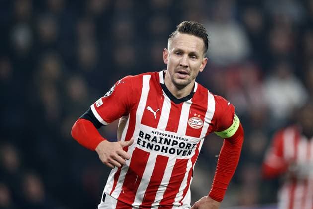 EINDHOVEN - Luuk de Jong of PSV Eindhoven during the UEFA Champions league match between PSV Eindhoven and Girona FC at Phillips Stadium on Nov. 5, 2024 in Eindhoven, Netherlands. ANP MAURICE VAN STEEN UEFA Champions League 2024 25 League Phase MD4 2024 25 xVIxANPxSportx xxANPxIVx 512765425 originalFilename: 512765425.jpg