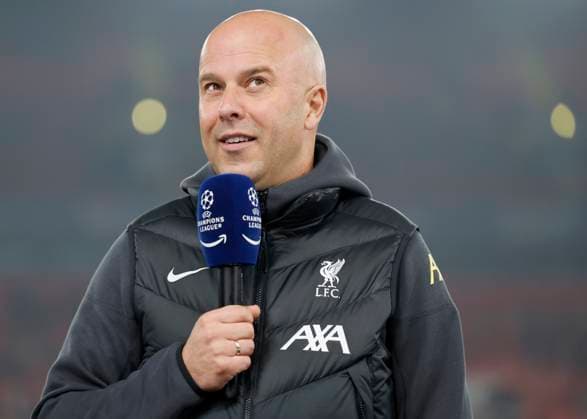 Liverpool FC v Bayer 04 Leverkusen - UEFA Champions League 2024 25 League Phase MD4 Arne Slot, Manager of Liverpool portrait before the UEFA Champions League 2024 25 League Phase MD4 match between Liverpool FC and Bayer 04 Leverkusen at Anfield on November 5, 2024 in Liverpool, England. Liverpool Anfield England United Kingdom Copyright: xRichardxSellers Sportsphoto APLx 14051905