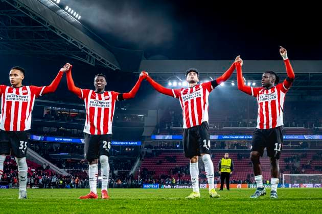 Players of PSV celebrating the victory after the game, during the match PSV Girona at the Philips stadium for the UEFA Champions League League phase Matchday 4 season 2024 2025 in EINDHOVEN, Netherlands on 5 november 2024, photo by Marcel van Dorst EYE4images DeFodi Images not used in POL SRB CRO FRA GBR NED ITA USA Defodi 746 198160 Defodi-746 not used in POL SRB CRO FRA GBR NED ITA USA