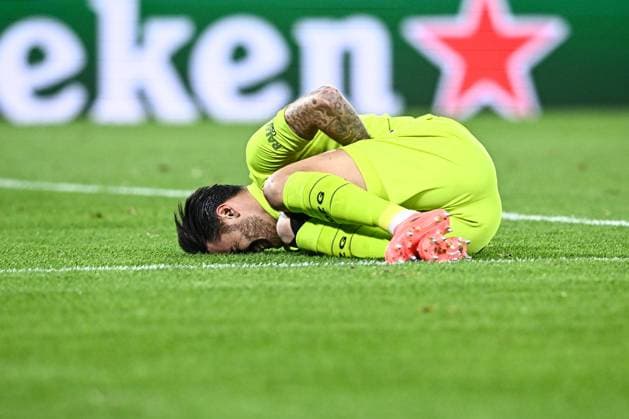 SK Slovan Bratislava v GNK Dinamo - UEFA Champions League 2024 25 League Phase MD4 Sandro Kulenovic of Dinamo Zagreb lies on the pitch injured during the UEFA Champions League 2024 25 League Phase MD4 match between SK Slovan Bratislava and GNK Dinamo at National football stadium on November 5, 2024 in Bratislava, Slovakia.  MarkoxLukunic PIXSELL