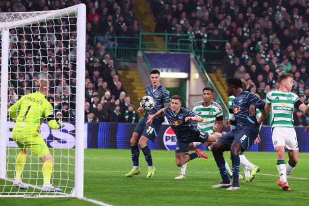 Celtic Glasgow RB Leipzig Champions League Glasgow, 05 11 2024, Celtic Park, Football, UEFA Champions League, Matchday 4 , Celtic Glasgow vs RB Leipzig , In the picture goal for RB Leipzig, Christoph Baumgartner 14, RB Leipzig scores with his head to 0 1 , Only editorial use Photo intended for editorial use only , UEFA regulations prohibit any use of photographs as image sequences and or quasi video ,