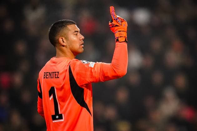 EINDHOVEN, NETHERLANDS - NOVEMBER 5: PSV goalkeeper Walter Benitez gestures during the UEFA Champions League 2024 25 League Phase MD4 match between PSV Eindhoven and Girona FC at PSV Stadion on November 5, 2024 in Eindhoven, Netherlands. (Photo by Rene Nijhuis) SOC  Copyright: xRenexNijhuis