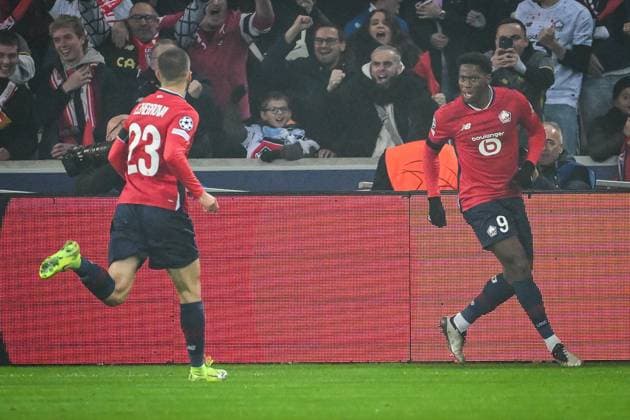 November 5, 2024, Villeneuve-D ascq, France, France: Jonathan DAVID of Lille celebrate his goal with Edon ZHEGROVA of Lille during the UEFA Champions League, League Phase MD4 match between Lille OSC (LOSC) and Juventus FC at Pierre Mauroy Stadium on November 05, 2024 in Villeneuve-d Ascq near Lille, France. Villeneuve-D ascq France - ZUMAm308 20241105_zsp_m308_004 Copyright: xMatthieuxMirvillex